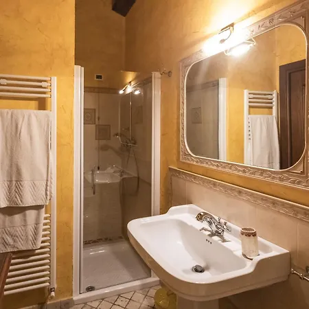 Bed and Breakfast La Dell'ambra 4*