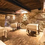 La Dell'ambra לינה וארוחת בוקר