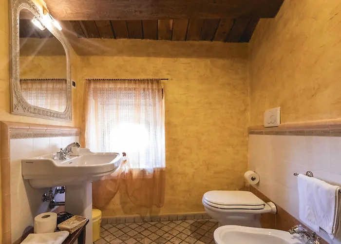 La Dell'ambra Bed & Breakfast 4*